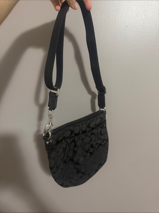 Handbags - Black Small Crossbody Bag